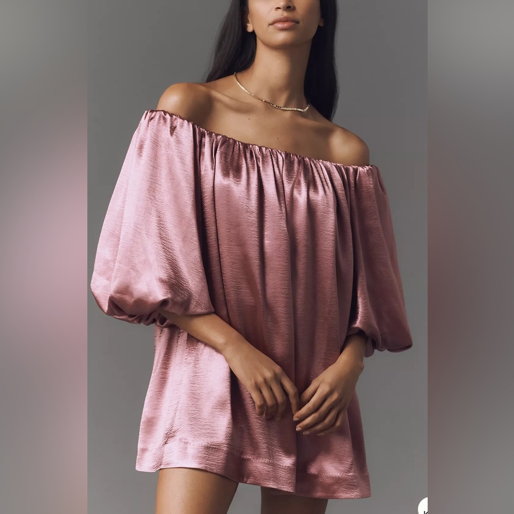 Elegant Pink Off-Shoulder Mini Dress